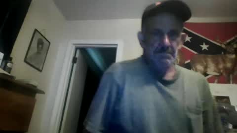 Snapshot of charlescliburn1970 chatting on July 20, 1:35 pm charlescliburn1970 online show from July 20, 1:35 pm