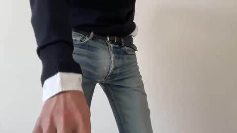 Snapshot of charlesdeparis chatting on November 3, 10:27 am charles online show from November 3, 10:27 am