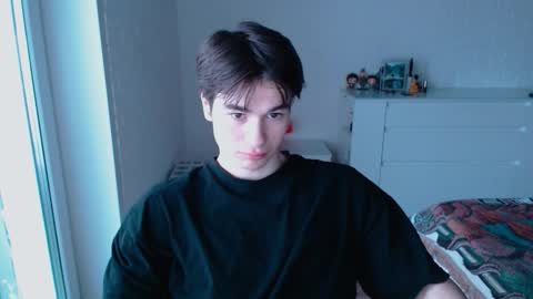 Snapshot of charleshanson69 chatting on December 16, 11:15 am charleshanson69 online show from December 16, 11:15 am