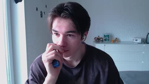 Snapshot of charleshanson69 chatting on February 23, 8:12 am charleshanson69 online show from February 23, 8:12 am