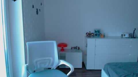 Snapshot of charleshanson69 chatting on February 24, 1:09 pm charleshanson69 online show from February 24, 1:09 pm