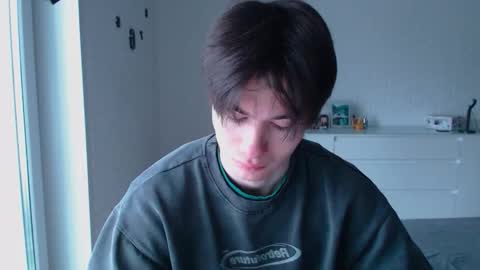 Snapshot of charleshanson69 chatting on February 28, 4:02 am charleshanson69 online show from February 28, 4:02 am