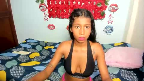 Snapshot of charley_hot chatting on September 9, 5:29 am charley_hot online show from September 9, 5:29 am