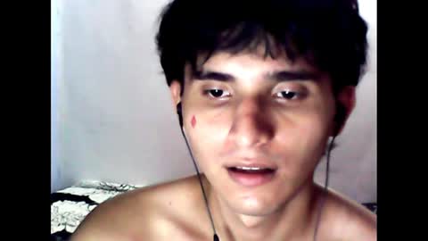 Snapshot of charley_quin chatting on February 16, 5:04 am Charley quinn online show from February 16, 5:04 am