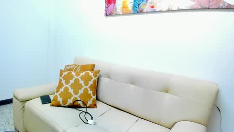 charlie_foxie online show from April 8, 3:50 am