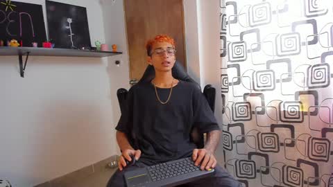 Snapshot of charlieerusso chatting on January 9, 8:11 pm Charles Russo online show from January 9, 8:11 pm