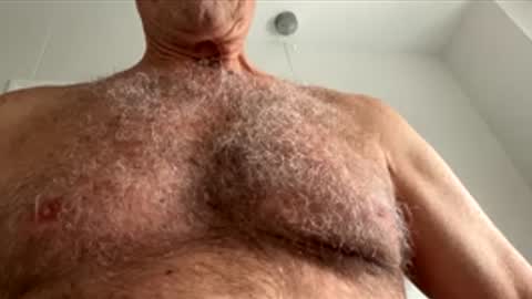 Snapshot of charlieg123 chatting on June 6, 7:24 am Gary online show from June 6, 7:24 am