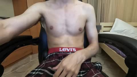 Snapshot of charliehoffa chatting on January 3, 7:18 pm Charlie online show from January 3, 7:18 pm