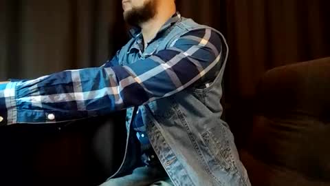 CharlieOYeah online show from November 17, 10:04 pm