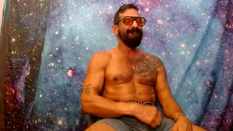 Snapshot of charlieprospect chatting on October 22, 1:06 am Charlie Prospect online show from October 22, 1:06 am