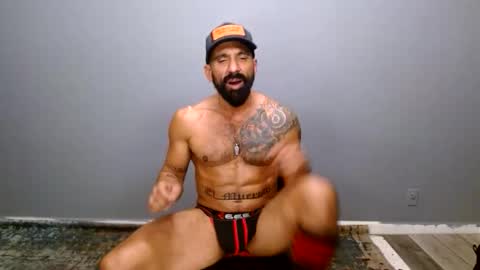 Snapshot of charlieprospect chatting on December 14, 1:22 am Charlie Prospect online show from December 14, 1:22 am