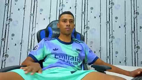 charlies_fox online show from March 27, 7:35 pm