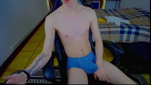 carlos reyes online show from January 17, 8:41 am