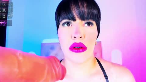 Charloott Evans online show from February 21, 3:01 am