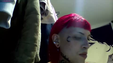 Snapshot of charlotbelucci_ chatting on July 19, 11:41 pm Ale punky online show from July 19, 11:41 pm