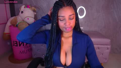 Charlote  online show from January 14, 1:06 pm