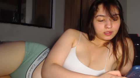Snapshot of charloth_jones99 chatting on January 8, 9:12 pm charlotte online show from January 8, 9:12 pm