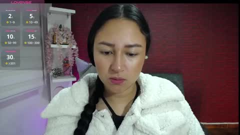Snapshot of charlott_daphne chatting on February 22, 12:19 pm charlott_daphne online show from February 22, 12:19 pm