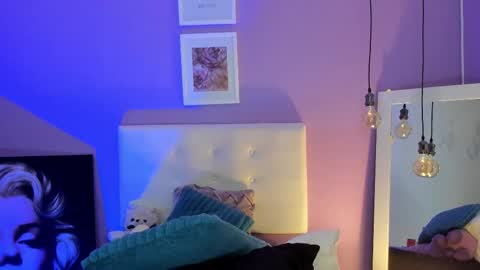 Char 3 online show from March 7, 10:29 pm