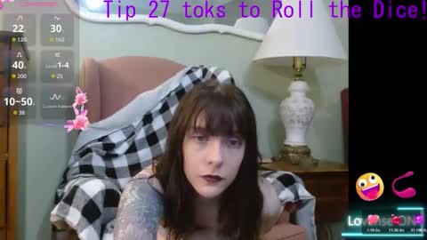 Charlotte online show from April 11, 1:21 am