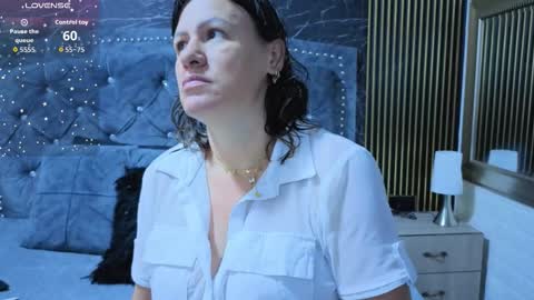 charlotte online show from November 28, 9:45 am