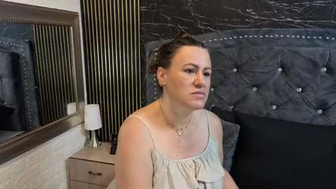 Snapshot of charlotte__g chatting on May 16, 11:09 am charlotte online show from May 16, 11:09 am