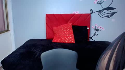 CHARLOTTE GRAY online show from October 26, 12:22 pm