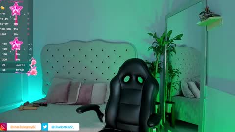 Snapshot of charlotte__grey chatting on January 18, 7:58 pm charlotte grey online show from January 18, 7:58 pm
