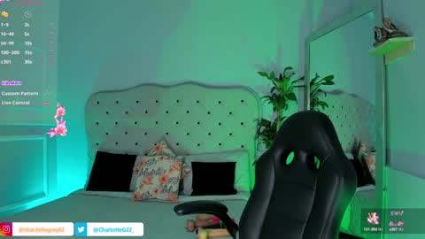 Snapshot of charlotte__grey chatting on January 24, 8:11 pm charlotte grey online show from January 24, 8:11 pm