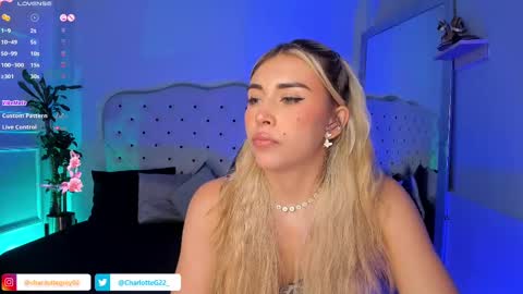 Snapshot of charlotte__grey chatting on March 4, 8:16 pm charlotte grey online show from March 4, 8:16 pm