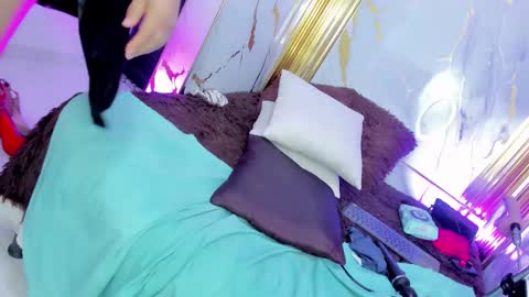 charlotte__milf online show from March 14, 7:58 am