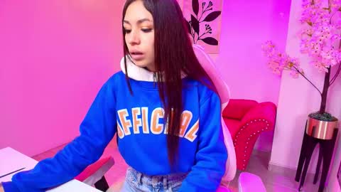 Charlotte online show from March 31, 11:21 am