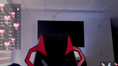 Snapshot of charlotte_greys chatting on November 11, 9:04 pm Charlotte online show from November 11, 9:04 pm