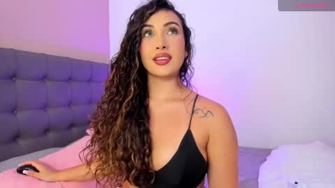 Charlotte james online show from September 28, 3:34 am