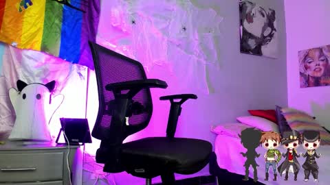 Charlie  online show from October 2, 4:08 am