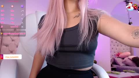 Snapshot of charlotte_jones__1 chatting on January 16, 11:26 am Charlotte online show from January 16, 11:26 am