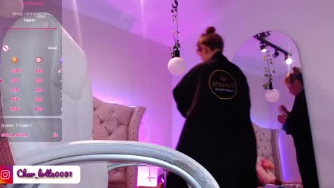 Snapshot of charlotte_jones__1 chatting on February 1, 12:26 pm Charlotte online show from February 1, 12:26 pm