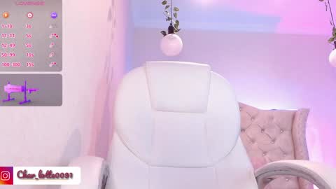 Snapshot of charlotte_jones__1 chatting on February 6, 6:13 pm Charlotte online show from February 6, 6:13 pm