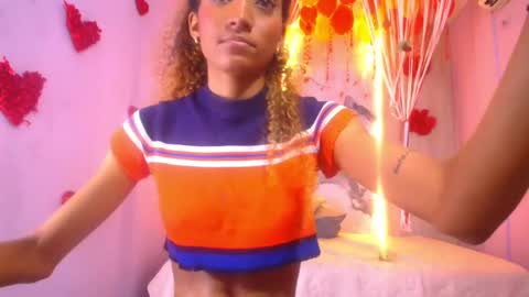 CHARLOTTE online show from February 7, 3:52 pm