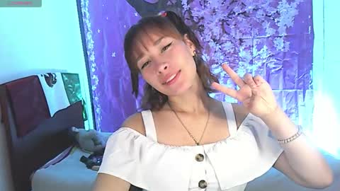 charlotte_morh_ online show from November 4, 4:22 am