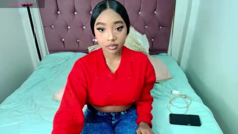 Snapshot of charlotte_walker1 chatting on November 4, 1:21 pm charlotte_walker1 online show from November 4, 1:21 pm