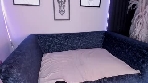 Snapshot of charlotte_williams_1 chatting on November 16, 12:22 pm charlotte_williams_1 online show from November 16, 12:22 pm