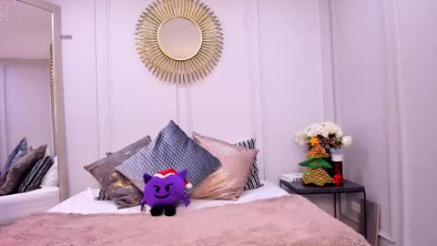 Snapshot of charlottebrownn_ chatting on December 17, 5:02 am charlottebrownn_ online show from December 17, 5:02 am