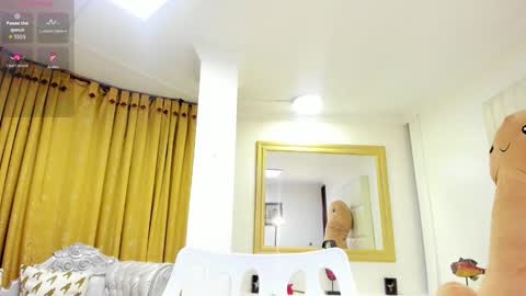  C H A R L O T T E  online show from November 9, 9:29 am