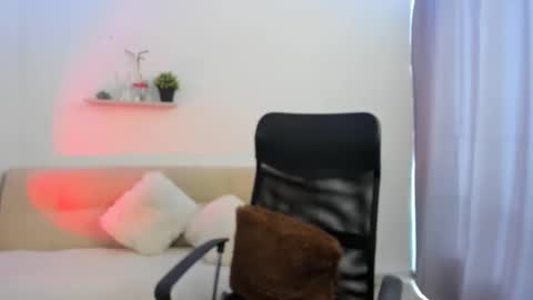 Charlotte online show from March 30, 6:09 pm