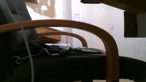 Snapshot of charly052 chatting on December 1, 4:23 pm charly052 online show from December 1, 4:23 pm