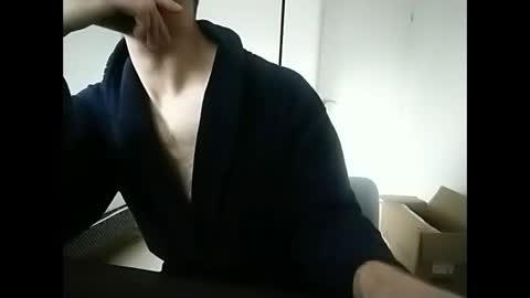 Snapshot of charly3974260 chatting on December 22, 9:17 am Charles online show from December 22, 9:17 am