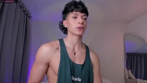 charly online show from May 31, 3:47 am