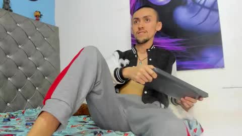 Charly online show from October 31, 1:06 am