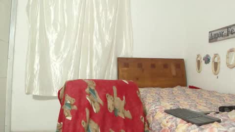 Snapshot of charlydeann chatting on September 14, 2:16 pm   online show from September 14, 2:16 pm